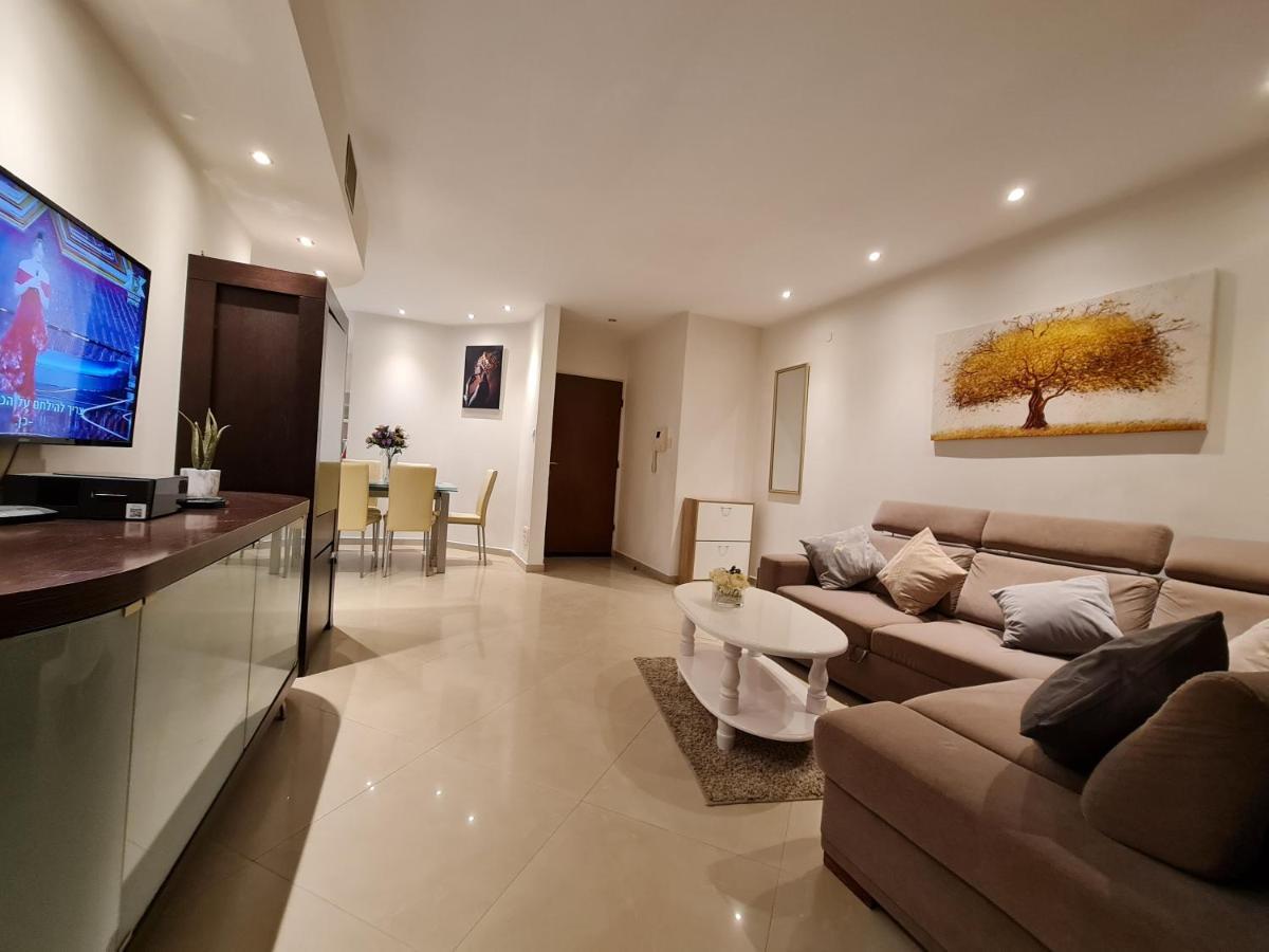 Sweet Apartment With Balcony In Luxury Complex エイラート エクステリア 写真